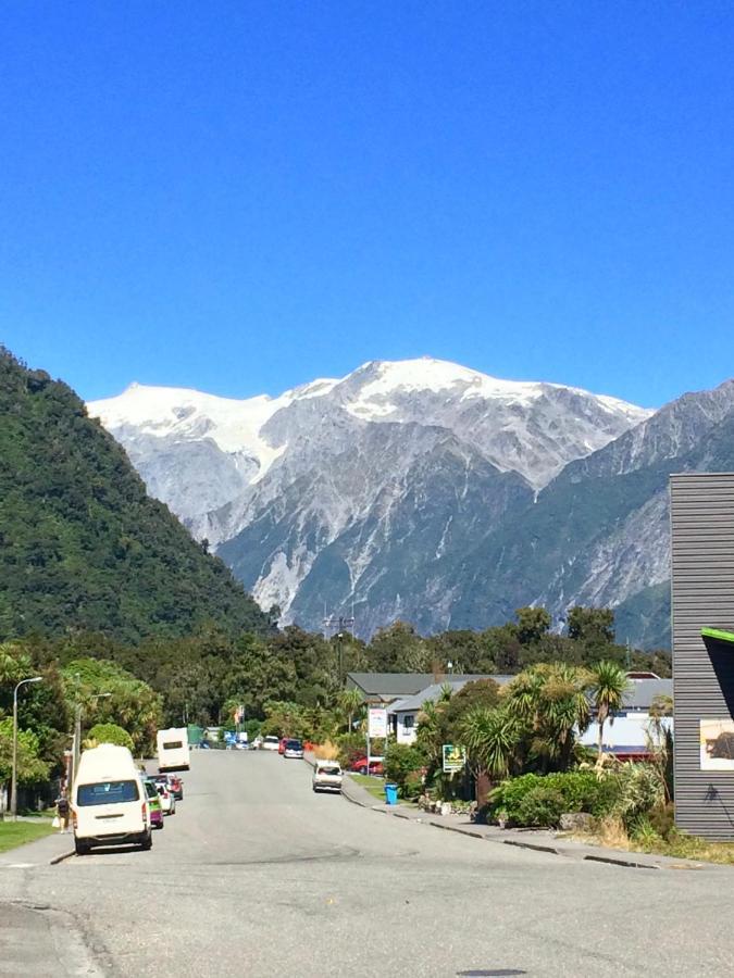The Ferns Hideaway Villa Franz Josef Exterior photo